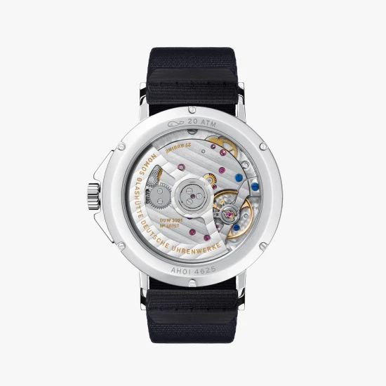 NOMOS Glashütte Ahoi neomatik Atlantico

